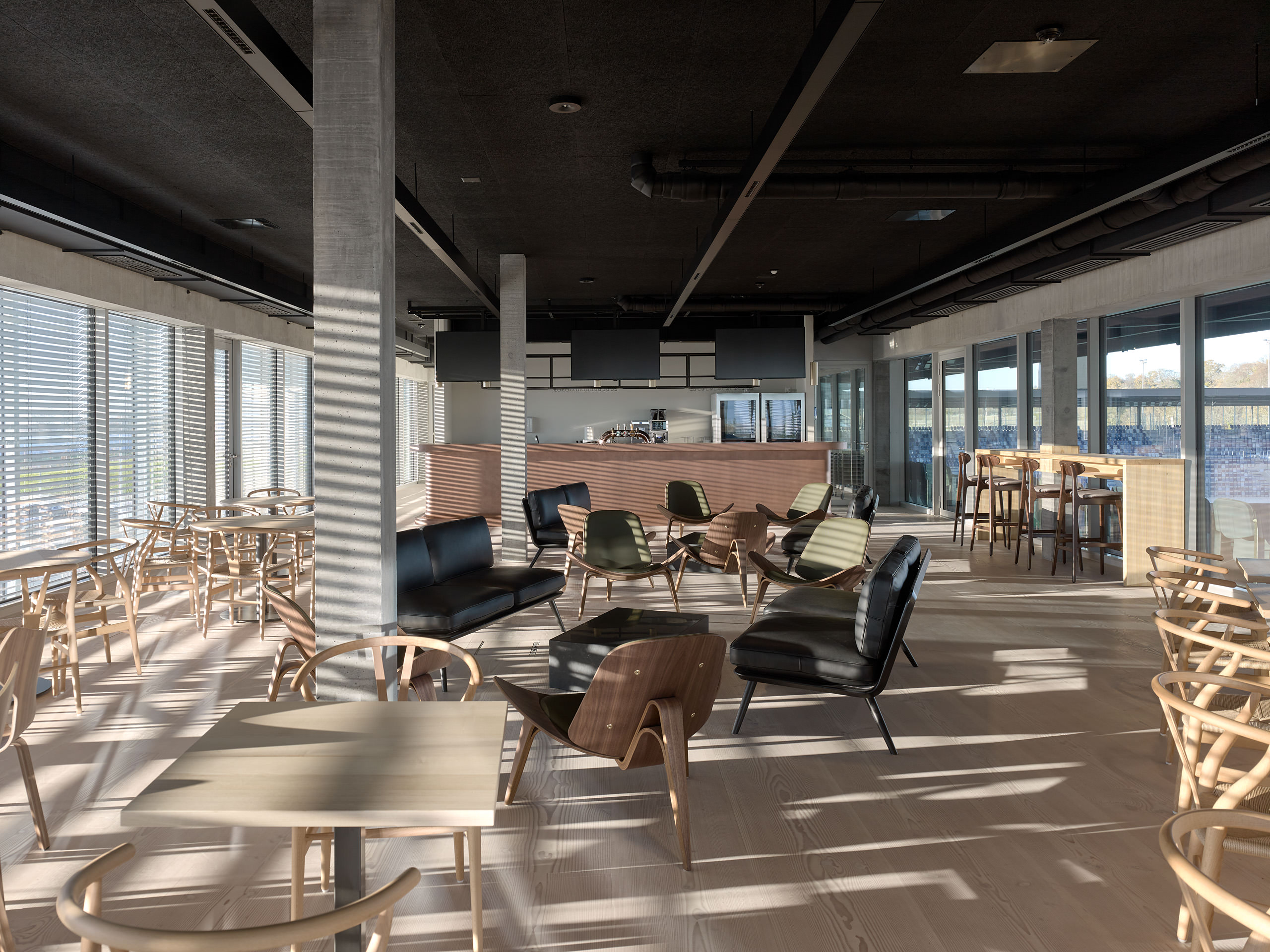 Stade de la Tuilière, Lausanne